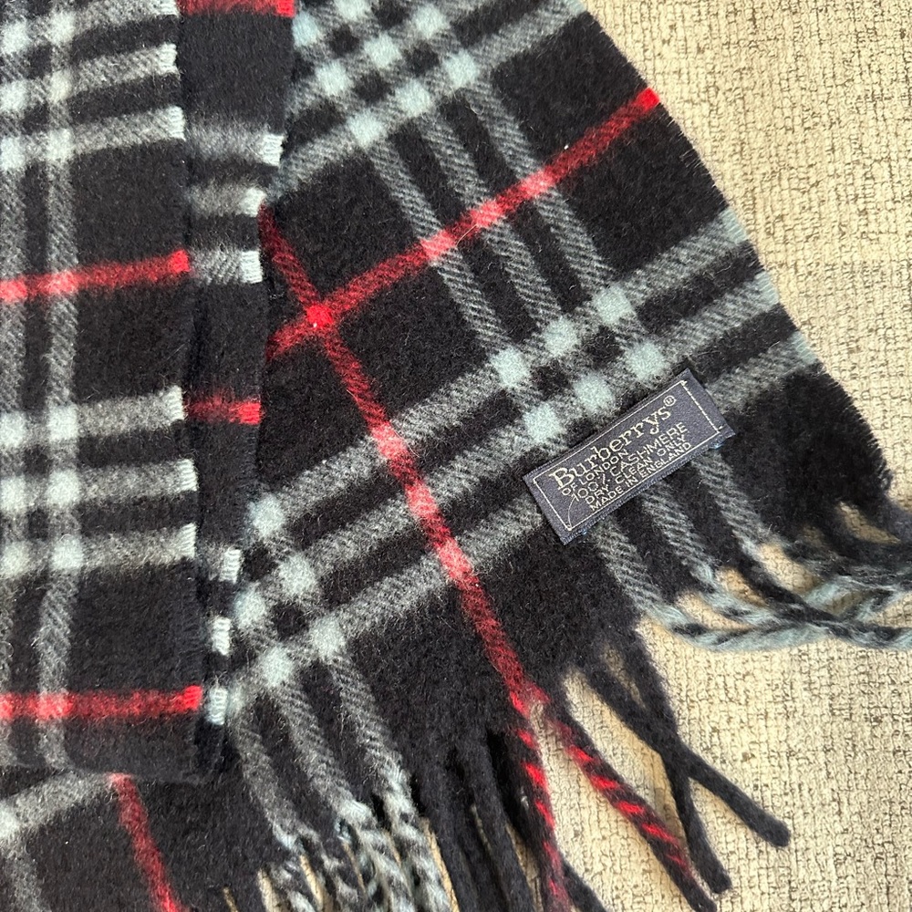 Burberry scarf